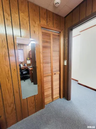 $144,000 | 119 West 2nd Street, Flora, IL 62839