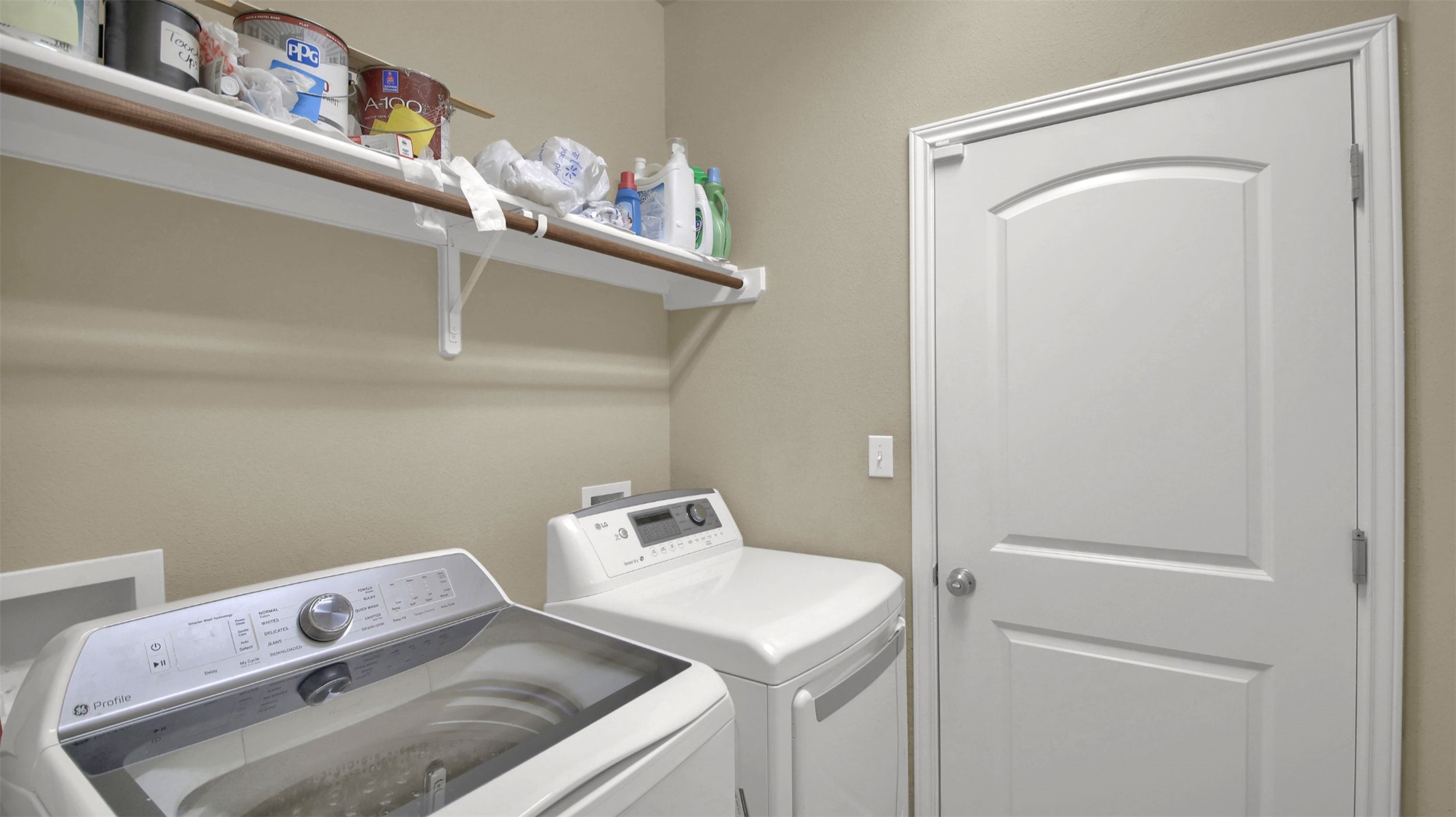 2979 Freemont Street Round Rock, TX 78681 - Photo 32 of 40 Laundry area featuring washer and clothes dryer