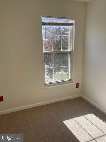 4136 Hummel Way Woodbridge, VA 22192 - Photo 26 of 28 an empty room with a window