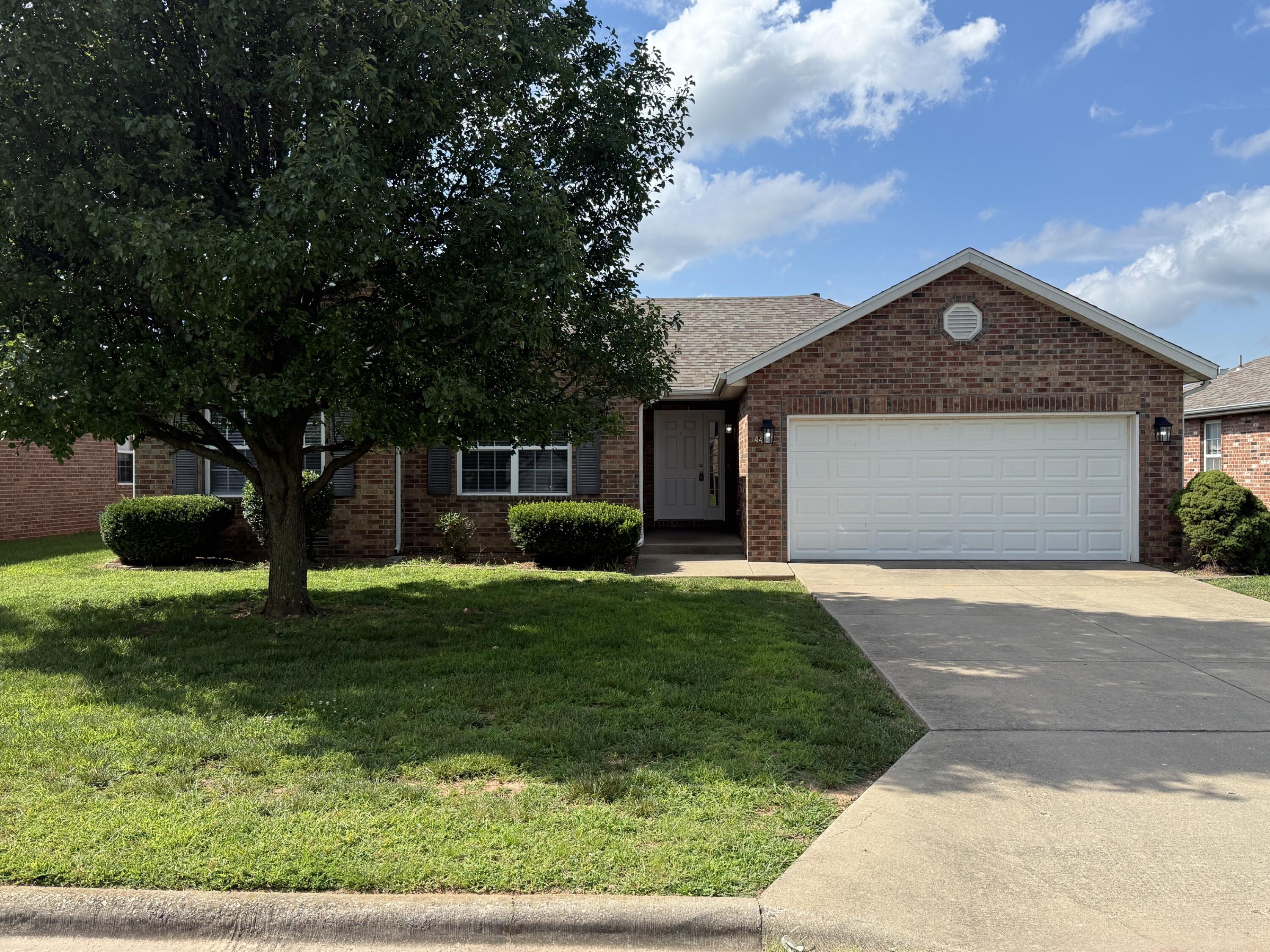 4420 West Delmar Street Springfield, MO 65802 - Photo 1 of 16 IMG_3583