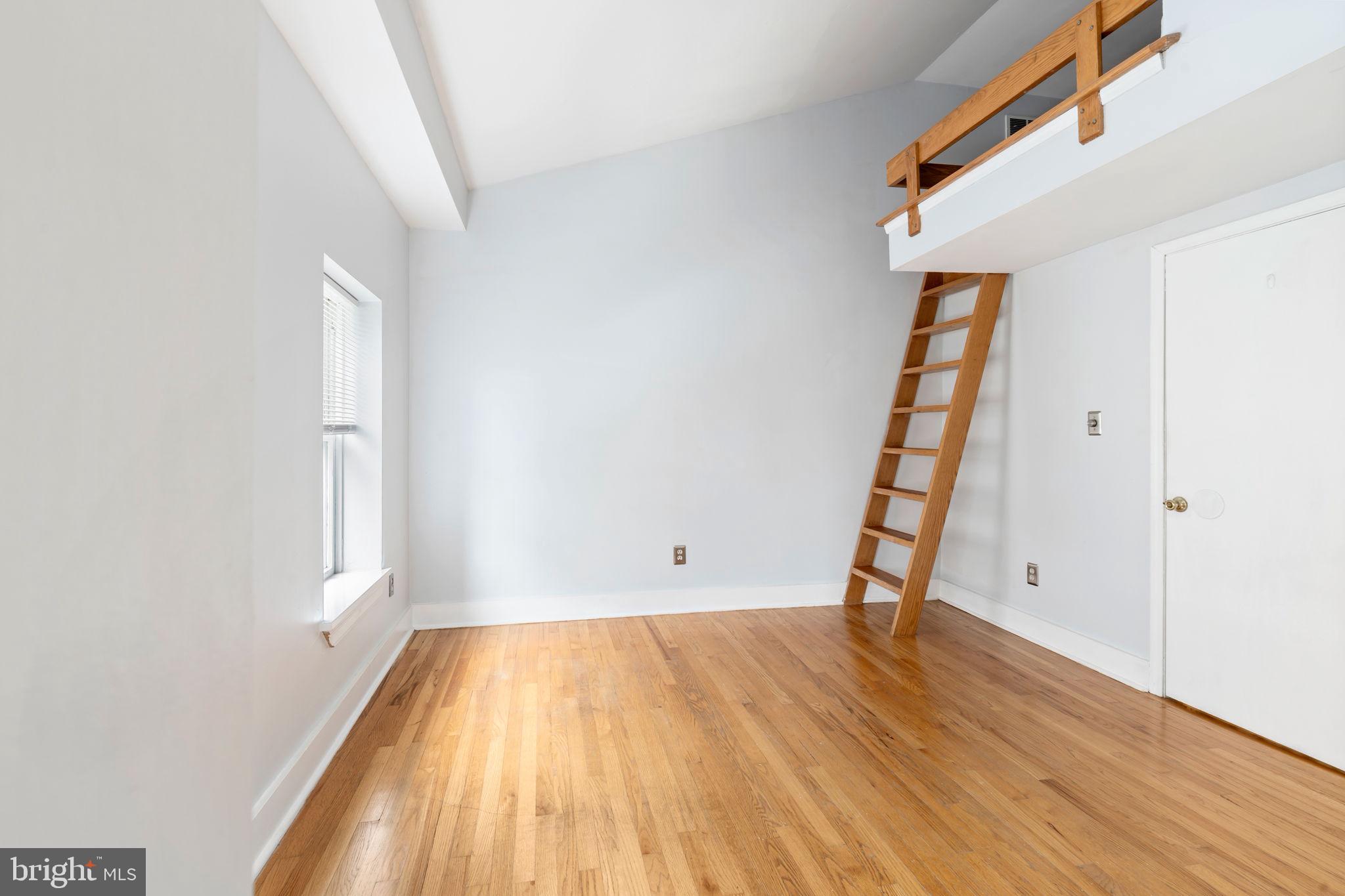 1528 Rodman Street, Unit 2 Philadelphia, PA 19146 - Photo 12 of 13