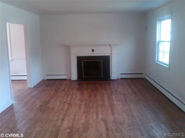 4813 Coleman Road Richmond, VA 23230 - Photo 3 of 9 Living Room