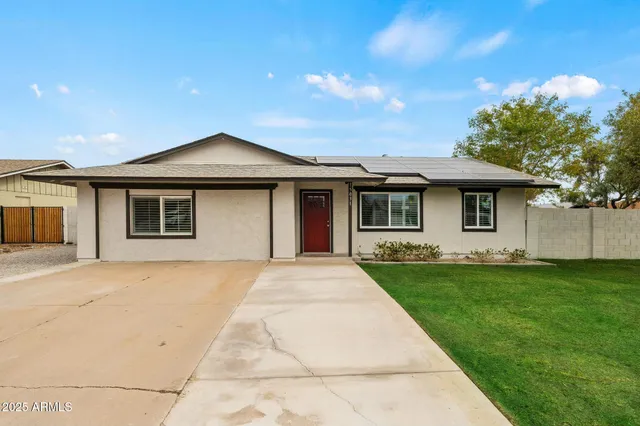 $455,000 | 15031 North 37th Avenue, Phoenix, AZ 85053