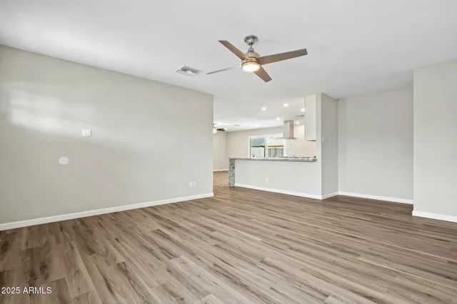 $455,000 | 15031 North 37th Avenue, Phoenix, AZ 85053