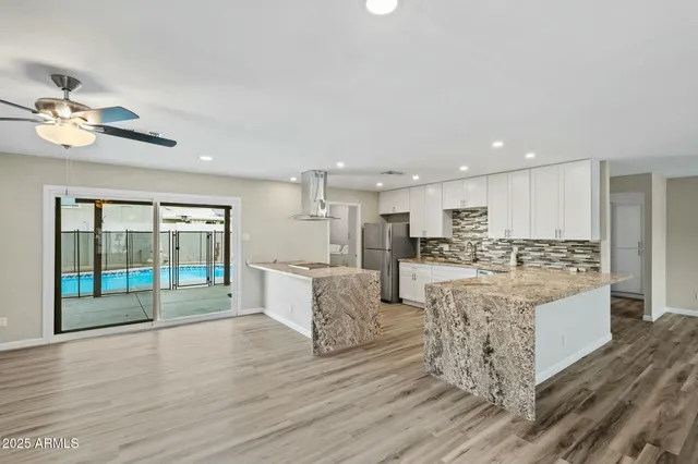 $455,000 | 15031 North 37th Avenue, Phoenix, AZ 85053