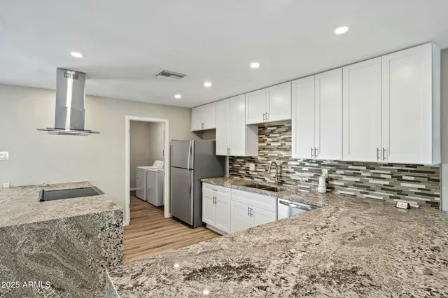 $455,000 | 15031 North 37th Avenue, Phoenix, AZ 85053