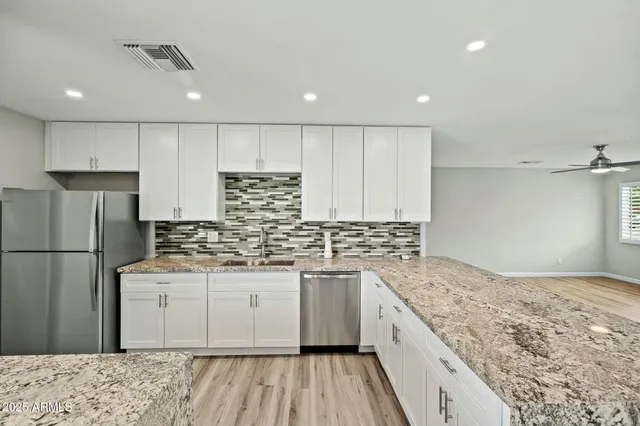 $455,000 | 15031 North 37th Avenue, Phoenix, AZ 85053