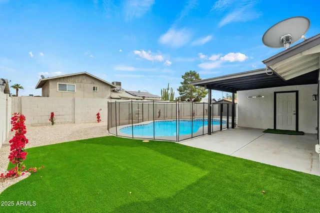 $455,000 | 15031 North 37th Avenue, Phoenix, AZ 85053