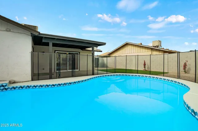 $455,000 | 15031 North 37th Avenue, Phoenix, AZ 85053