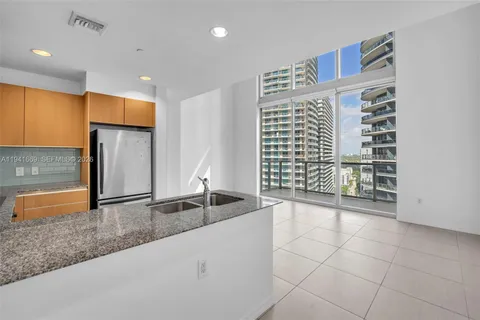 $469,000 | 1050 Brickell Avenue, Unit 2418, Miami, FL 33131