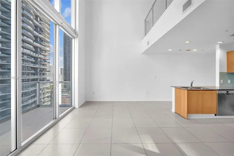 $469,000 | 1050 Brickell Avenue, Unit 2418, Miami, FL 33131