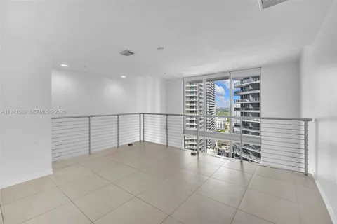 $469,000 | 1050 Brickell Avenue, Unit 2418, Miami, FL 33131