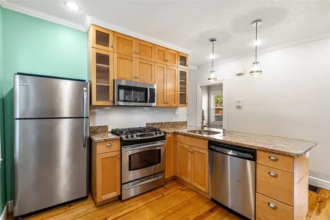 $395,000 | 510 Wickenden Street, Unit 1, Providence, RI 02903