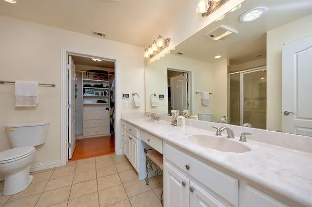 $450,000 | 3320 Rosemeade Drive, Unit 2812, Fort Worth, TX 76116