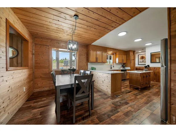 $489,900 | 1567 Chippewa Road, Jefferson, CO 80456