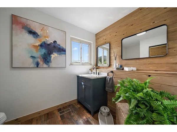 $489,900 | 1567 Chippewa Road, Jefferson, CO 80456