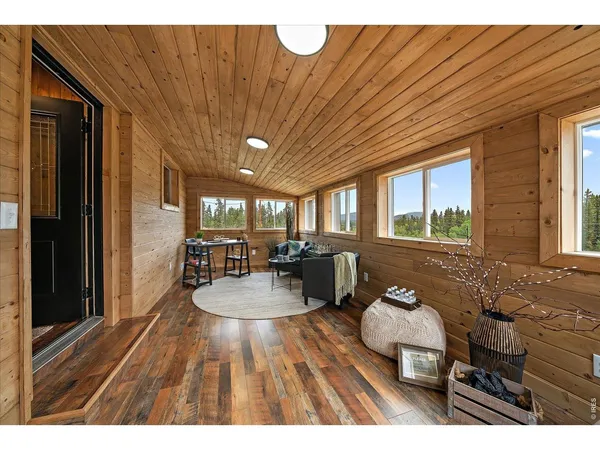 $489,900 | 1567 Chippewa Road, Jefferson, CO 80456