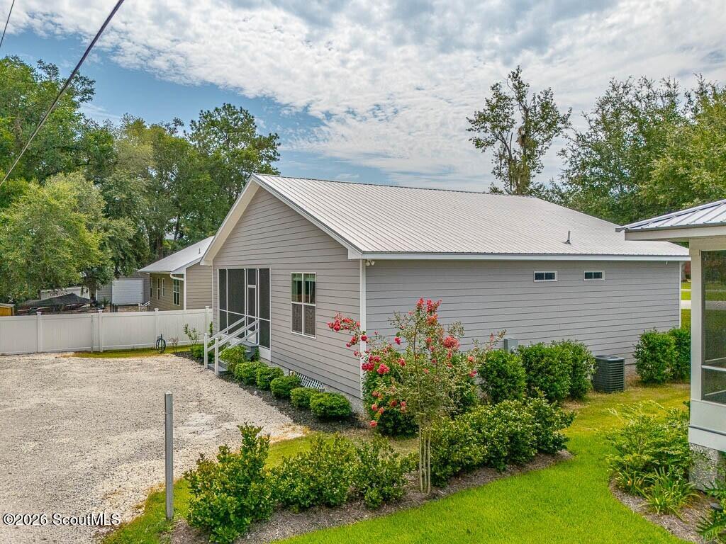 502 Ridge Road Darien, GA 31305 - Photo 29 of 34 30