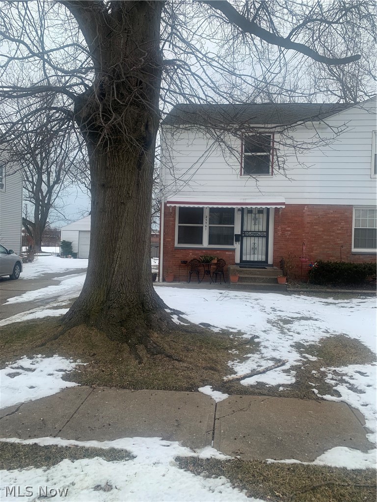 25561 Tungsten Road Euclid, OH 44132 - Photo 2 of 21 Gallery Image 2