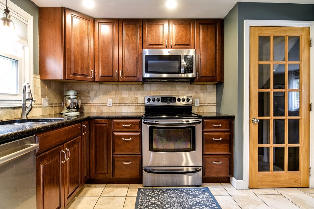20 Knight Road Framingham, MA 01701 - Photo 15 of 33 Gallery Image 15
