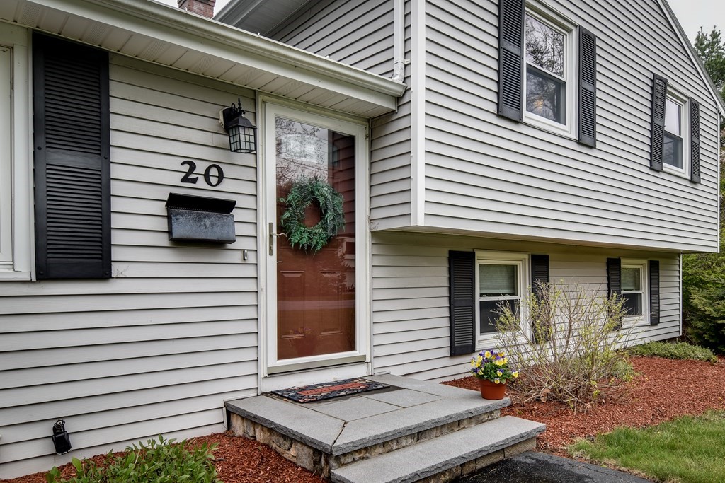 20 Knight Road Framingham, MA 01701 - Photo 2 of 33 Gallery Image 2