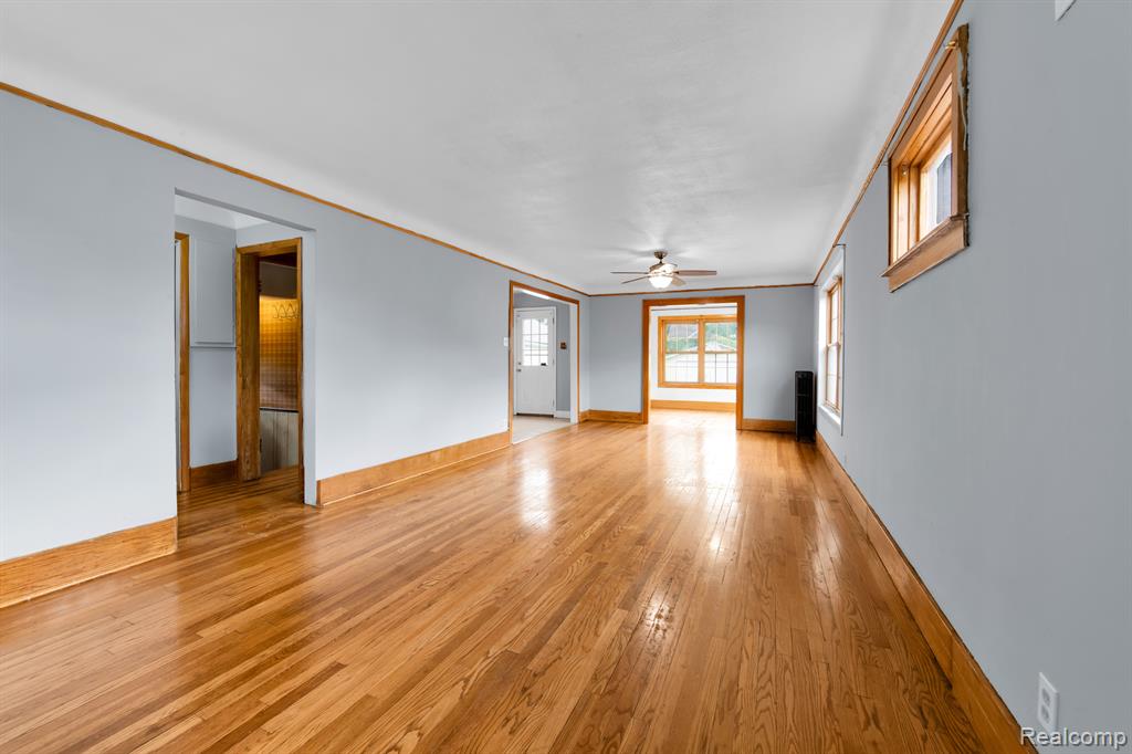 8258 Fisher Avenue Warren, MI 48089 - Photo 8 of 33 Gallery Image 8