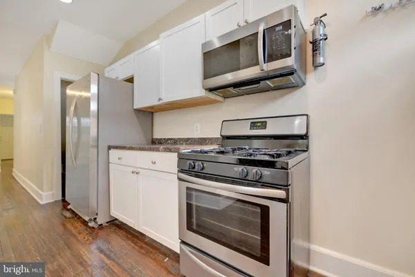 $4,500 | 618 Columbia Road Northwest, Washington, DC 20001