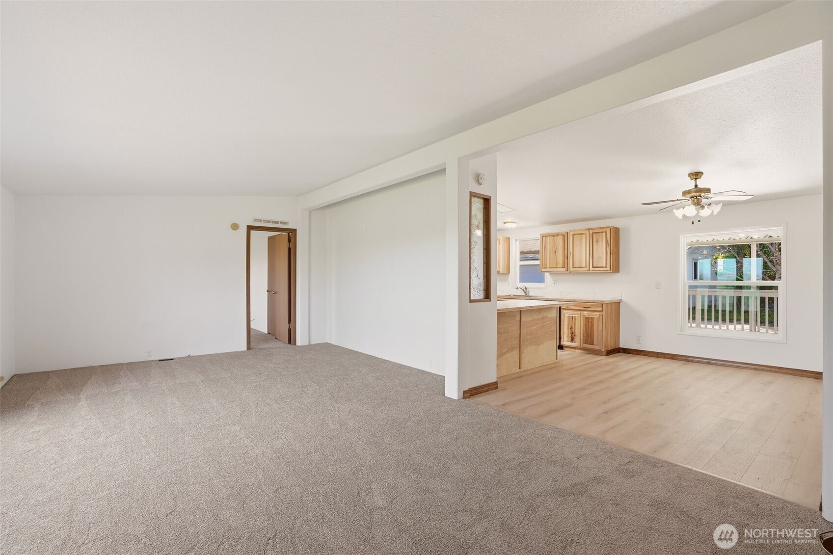 8325 East Lindgren Road Spokane, WA 99217 - Photo 12 of 32