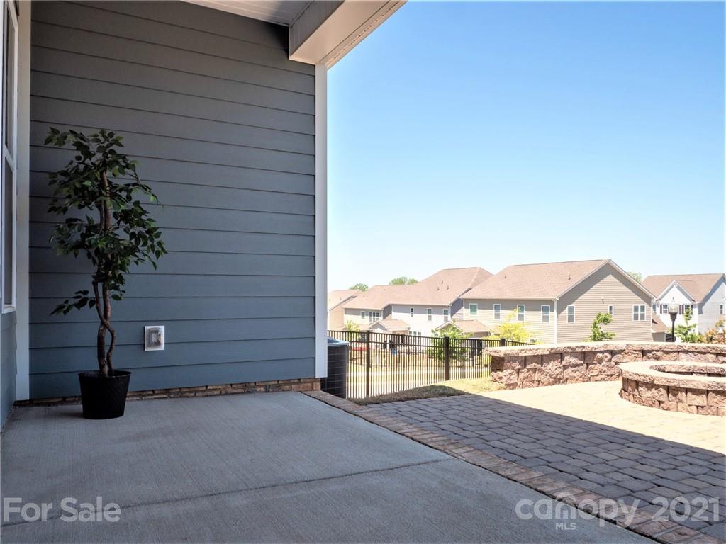 5074 Oakmere Road Waxhaw, NC 28173 - Photo 37 of 41 Gallery Image 37