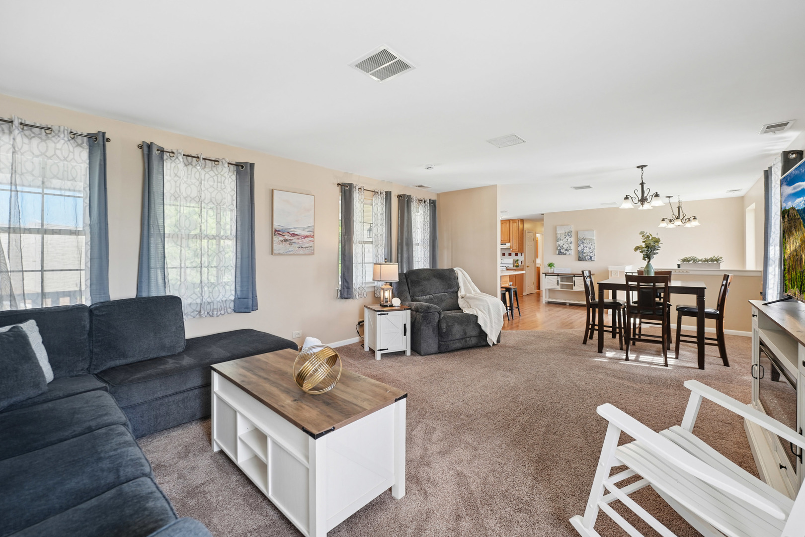 7334 Maridon Road Countryside, IL 60525 - Photo 3 of 25