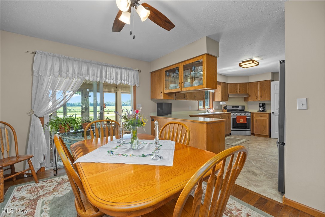 7305 Darrow Road Huron, OH 44839 - Photo 9 of 44