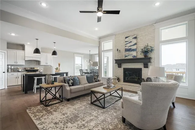 $679,950 | 19521 West 114th Terrace, Olathe, KS 66061