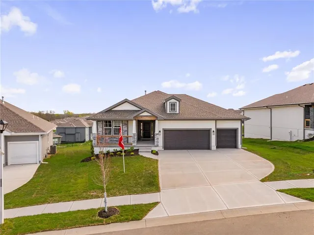 $679,950 | 19521 West 114th Terrace, Olathe, KS 66061