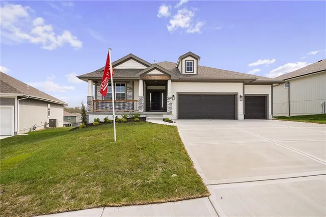 $679,950 | 19521 West 114th Terrace, Olathe, KS 66061