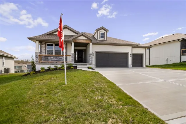 $679,950 | 19521 West 114th Terrace, Olathe, KS 66061