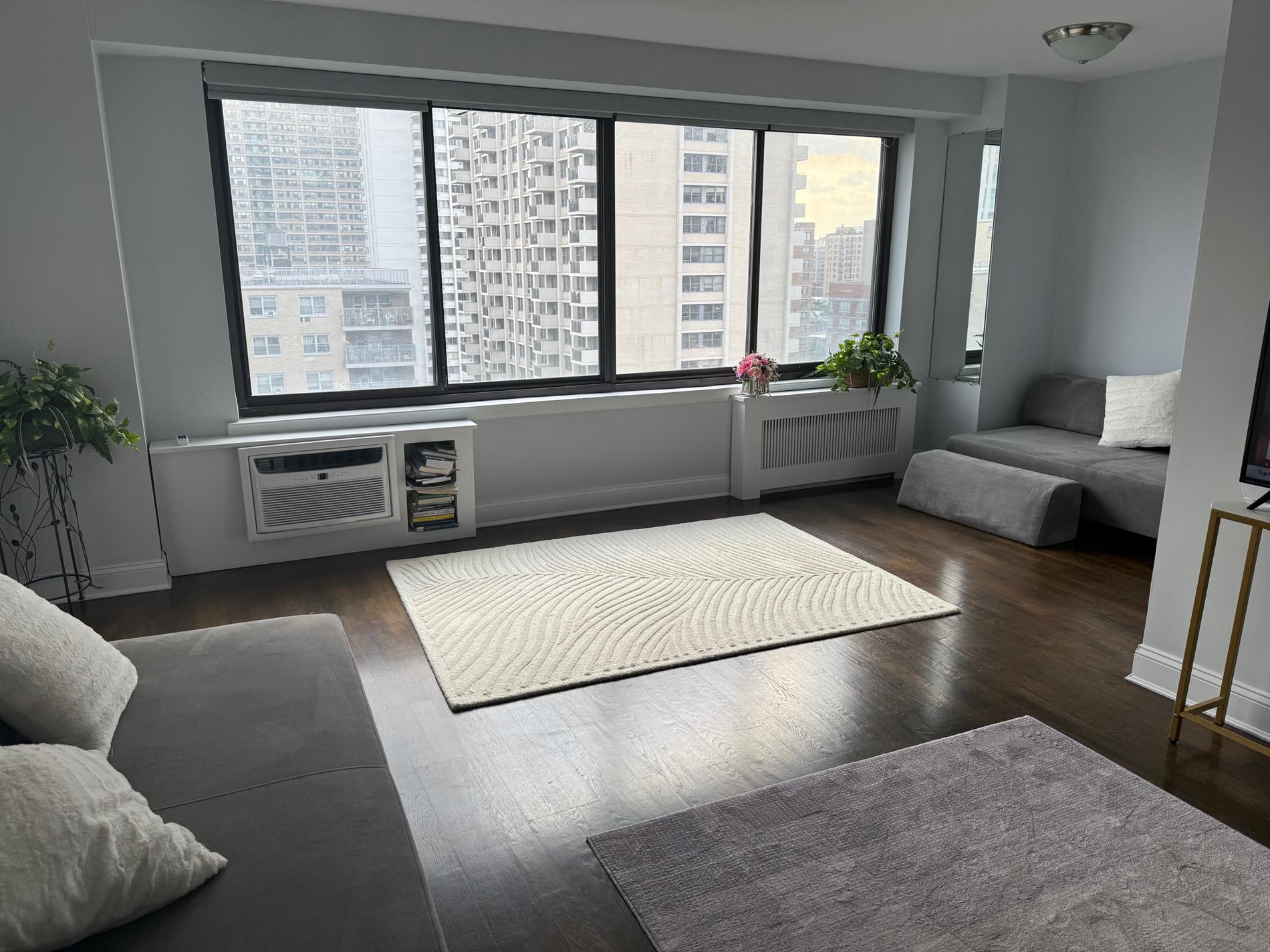 382 Central Park West, Unit 16U Manhattan, NY 10025 - Photo 6 of 24