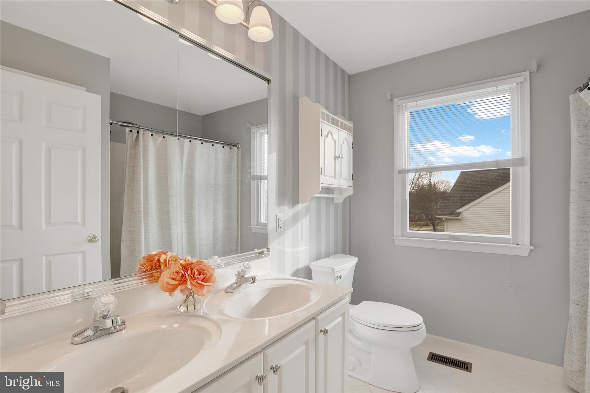 4960 Redfield Road Doylestown, PA 18902 - Photo 50 of 63 Hallway Bath With Tub/Shower