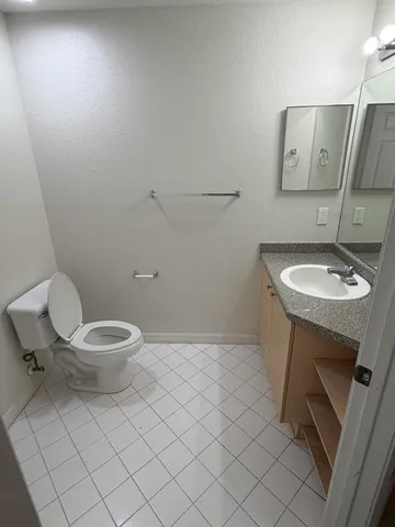 $2,200 | 270 Crestwood Circle, Unit 205, Royal Palm Beach, FL 33411