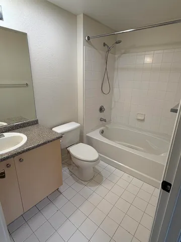 $2,200 | 270 Crestwood Circle, Unit 205, Royal Palm Beach, FL 33411