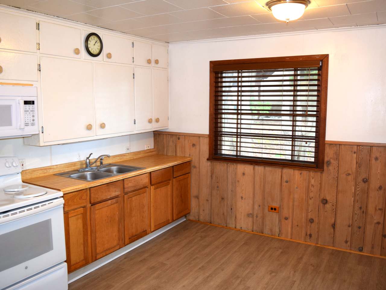 214 West Frederick Street Rhinelander, WI 54501 - Photo 6 of 16 Gallery Image 6