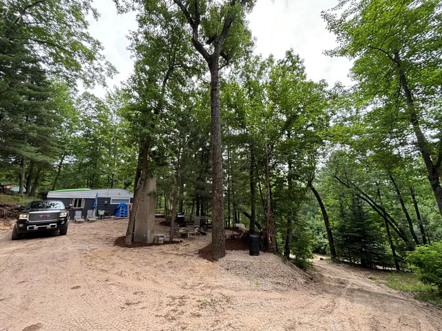 $105,000 | 1112 Lake Drive, Harrison, MI 48625