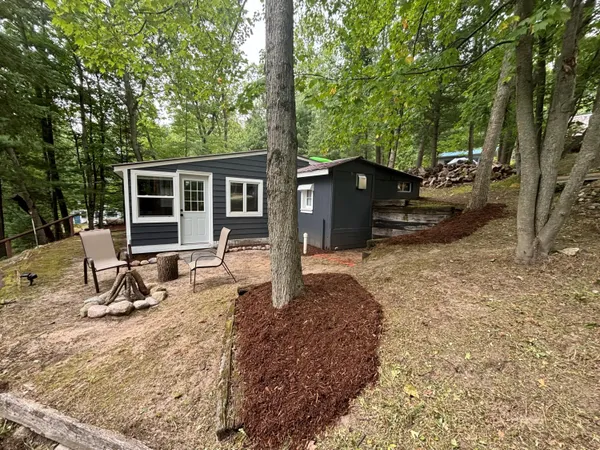 $105,000 | 1112 Lake Drive, Harrison, MI 48625