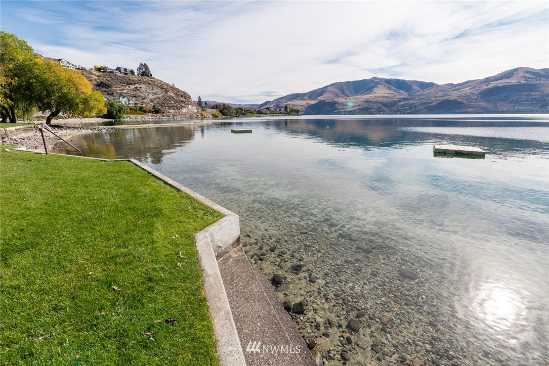 111 Riviera Place Chelan, WA 98816 - Photo 22 of 24 Gallery Image 22