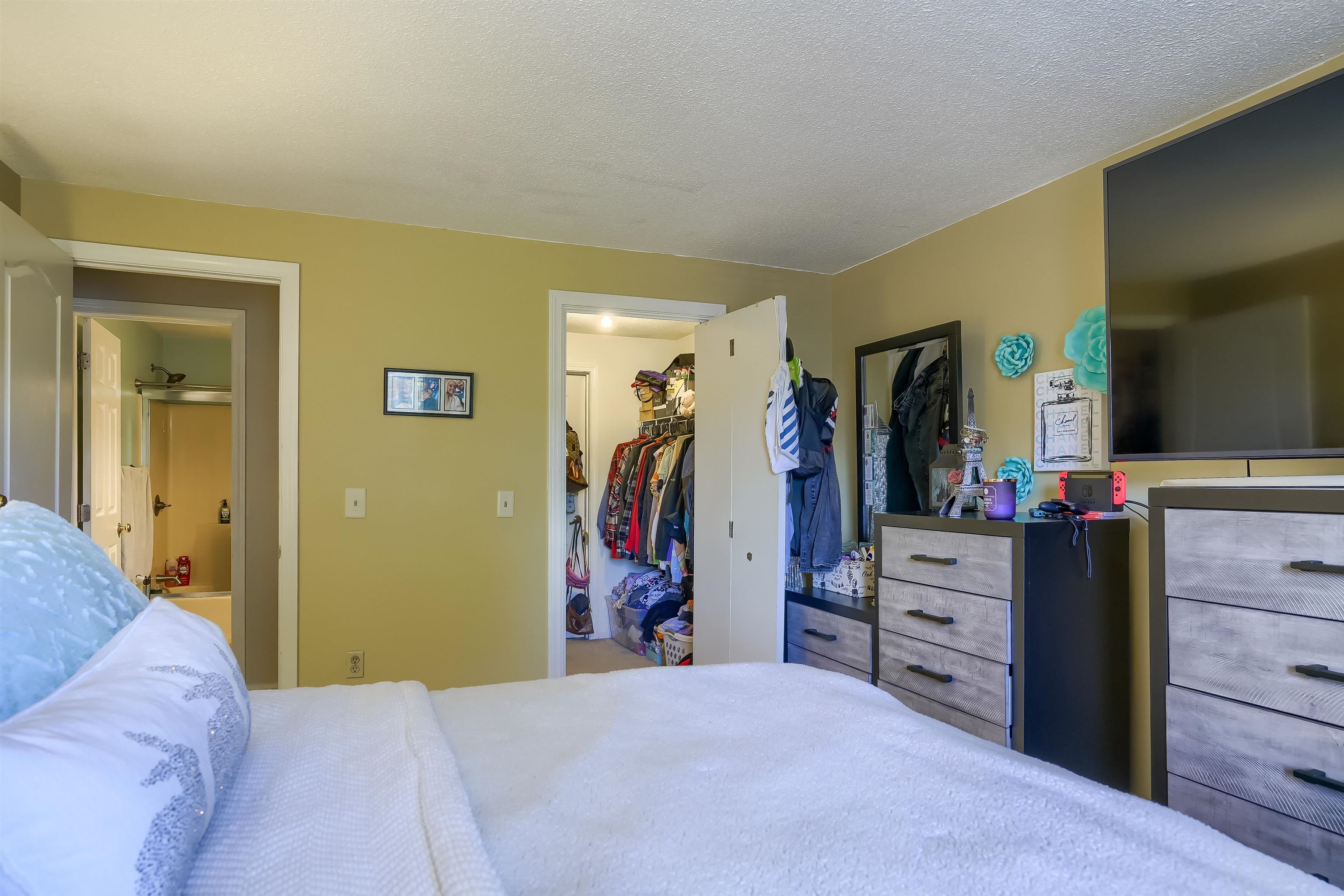 2 Maple Ridge Drive, Unit 31 Merrimack, NH 03054 - Photo 14 of 20
