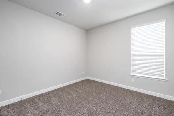 $2,225 | 155 Dogwood Avenue, Rhome, TX 76078