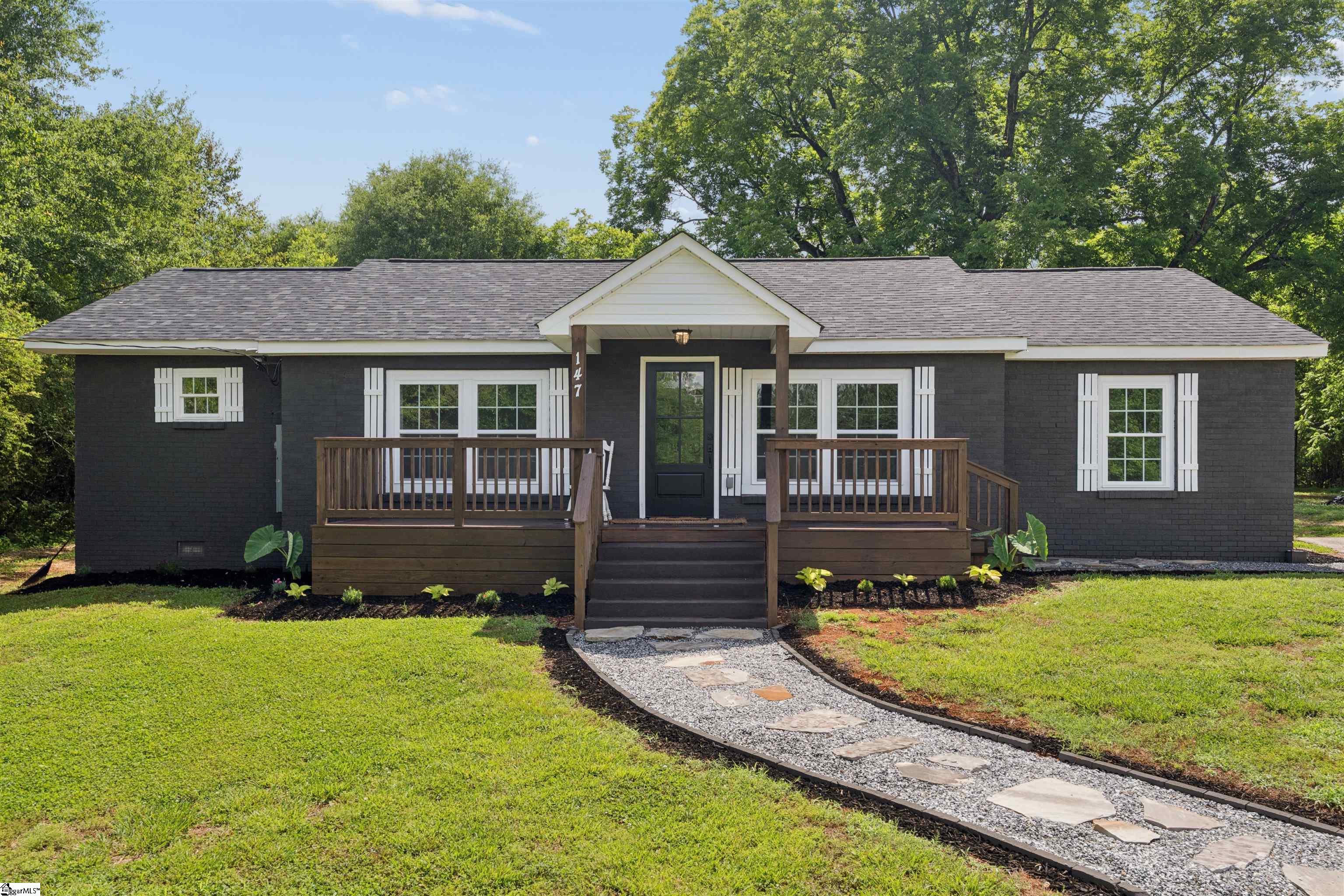 147 State Rd S-37-132 West Union, SC 29696 - Photo 1 of 28