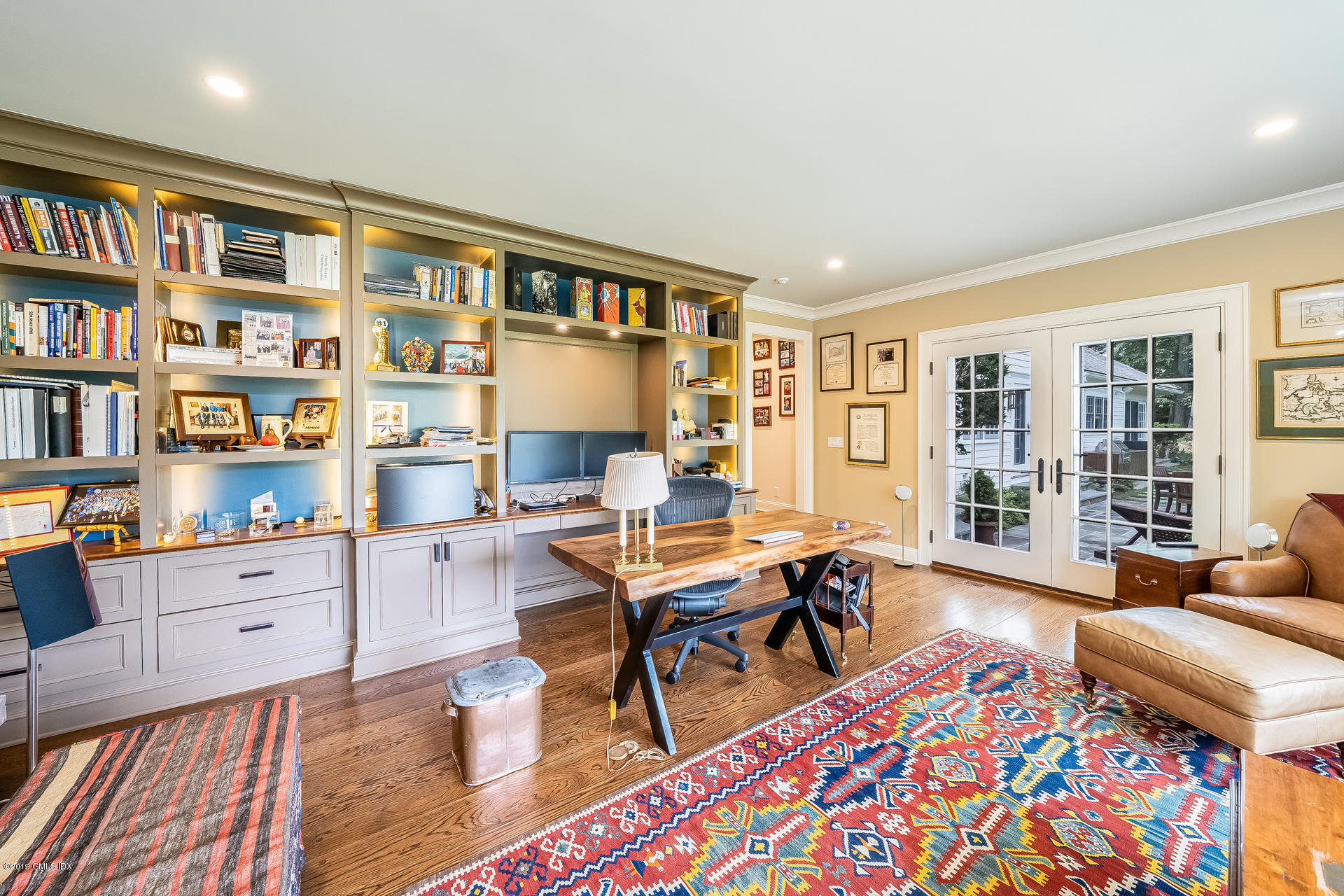 15 Beechcroft Road Greenwich, CT 06830 - Photo 13 of 22 Library