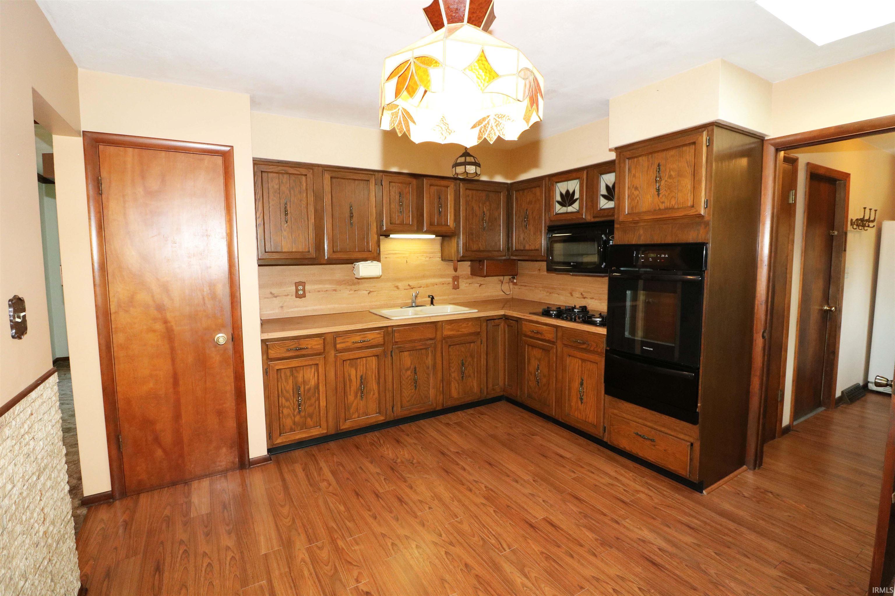 11167 Edison Road Osceola, IN 46561 - Photo 16 of 36