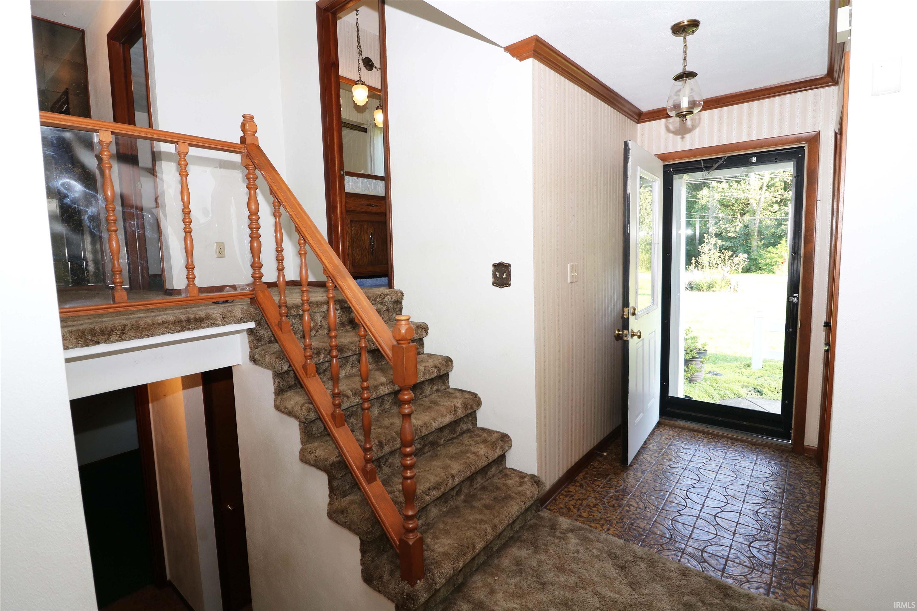 11167 Edison Road Osceola, IN 46561 - Photo 10 of 36