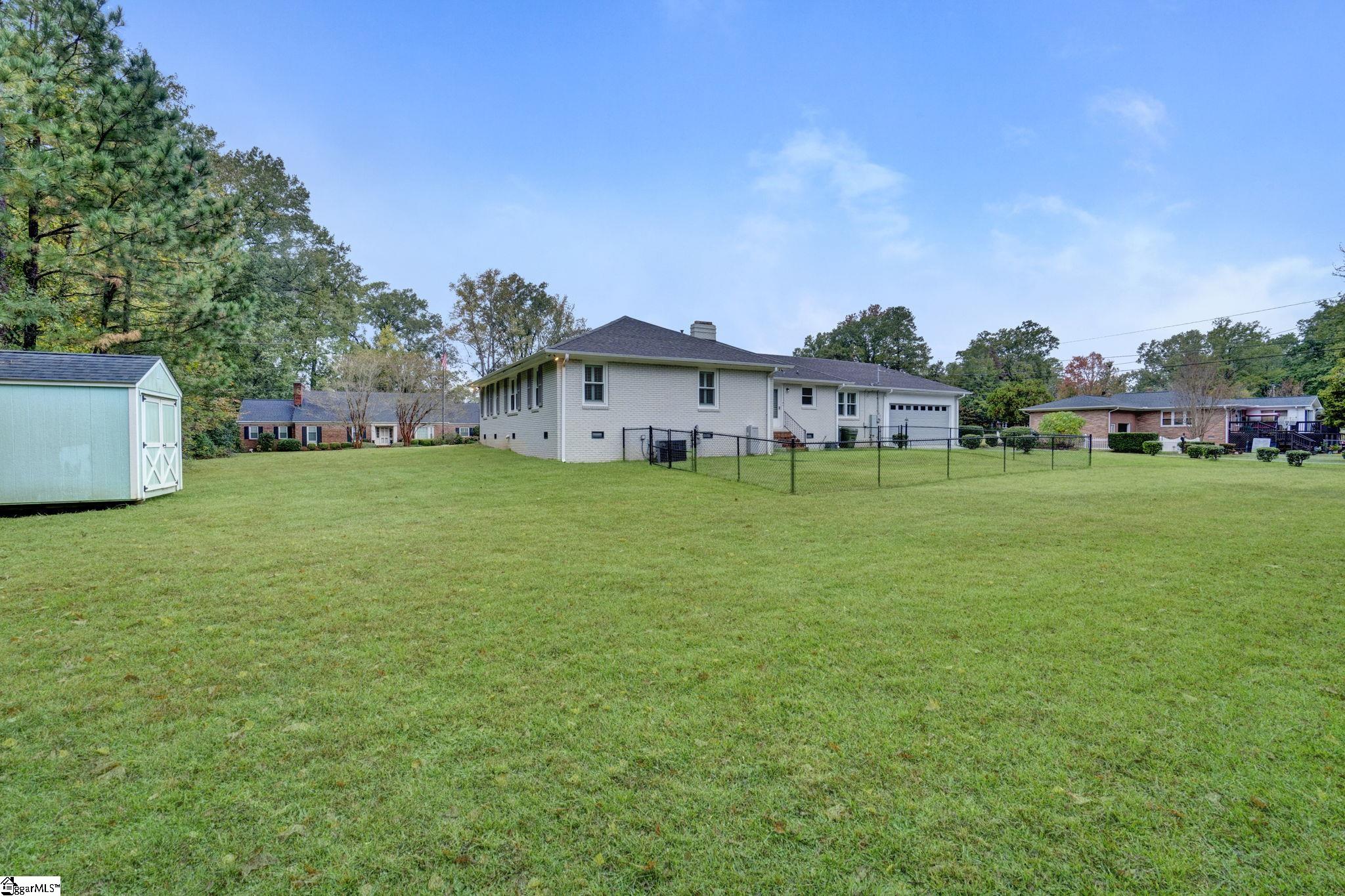 607 South Adair Street Clinton, SC 29325 - Photo 31 of 50